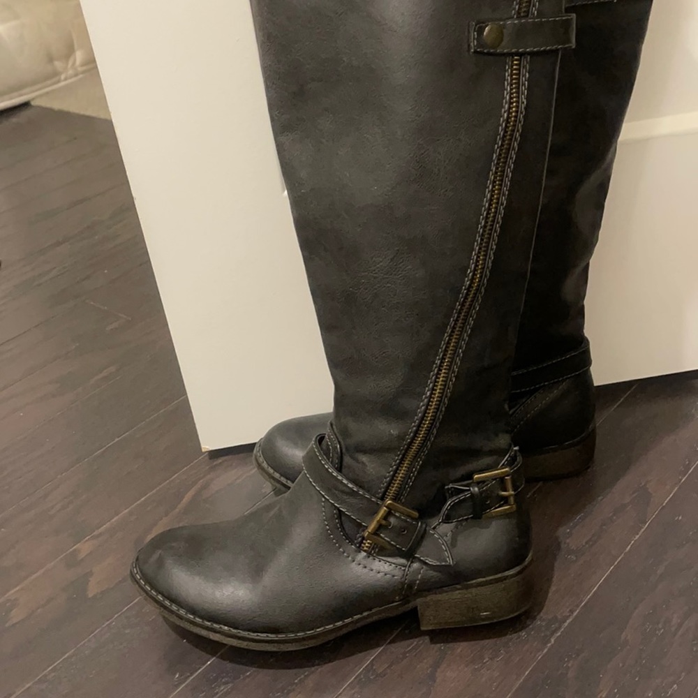 Mossimo Boots 8.5